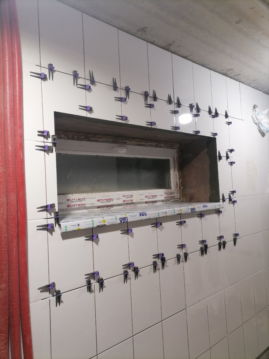 выравнивание плитки, укладка плитки, плитка на стену, 3d krestiki система выравнивания плитки, ванная комната