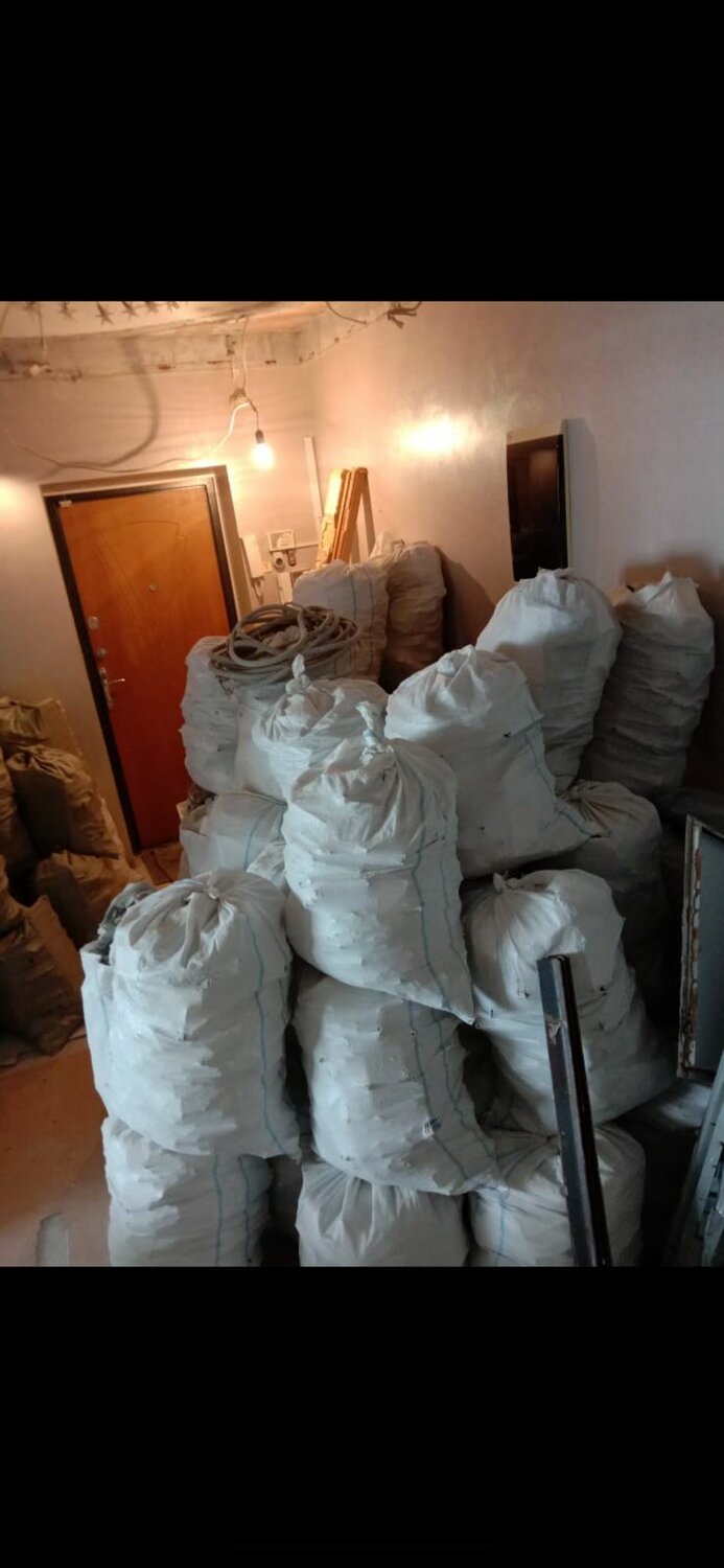 строительные отходы, отходы, мешки для строительного мусора, дрова в мешках, мешки