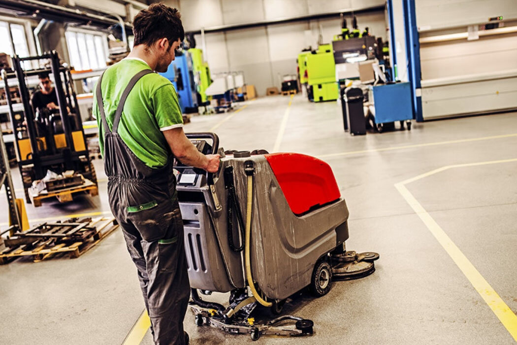 поломоечная машина b60w karcher, уборка склада, поломоечная машина, поломоечная машина ipc gansow ct 40, поломоечная машина керхер