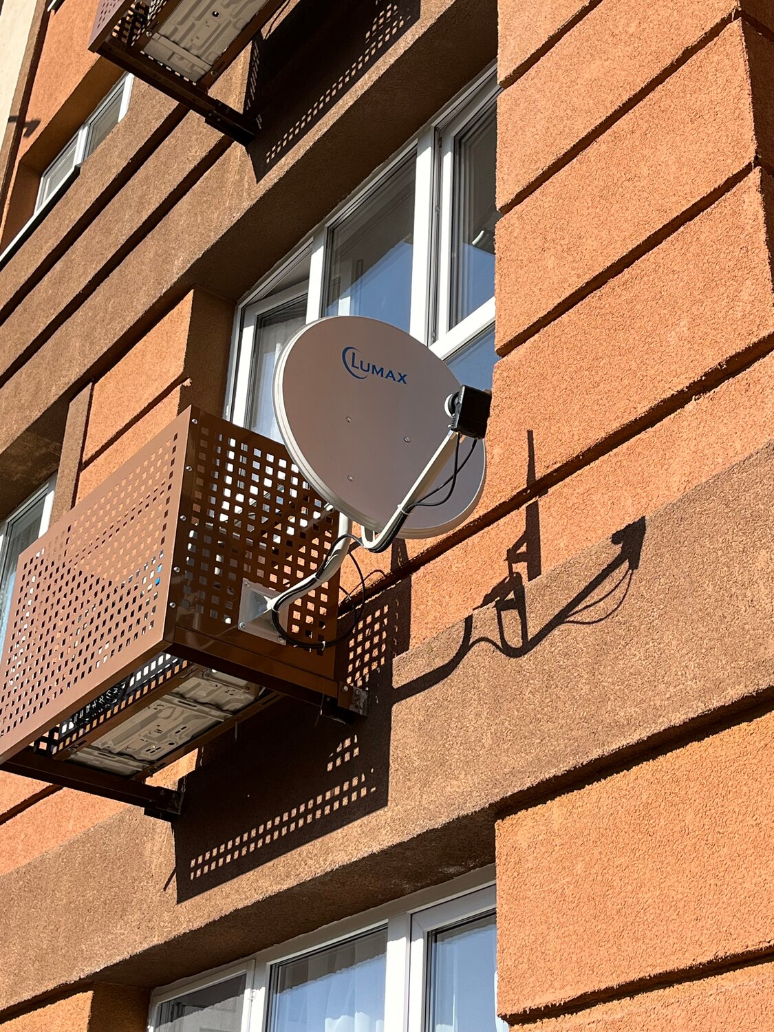 спутниковая антенна, спутниковое тв, спутниковая антенна триколор, спутниковая антенна виасат, настройка спутниковой антенны