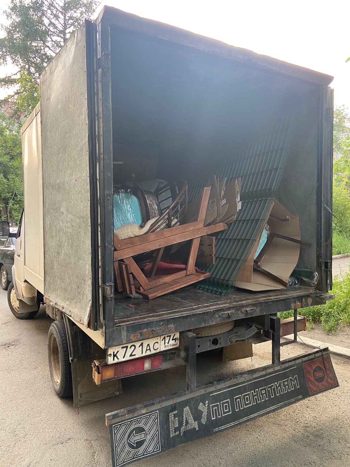 вывоз мусора, вывоз металлолома, вывоз, грузоперевозки на газели, газель с
