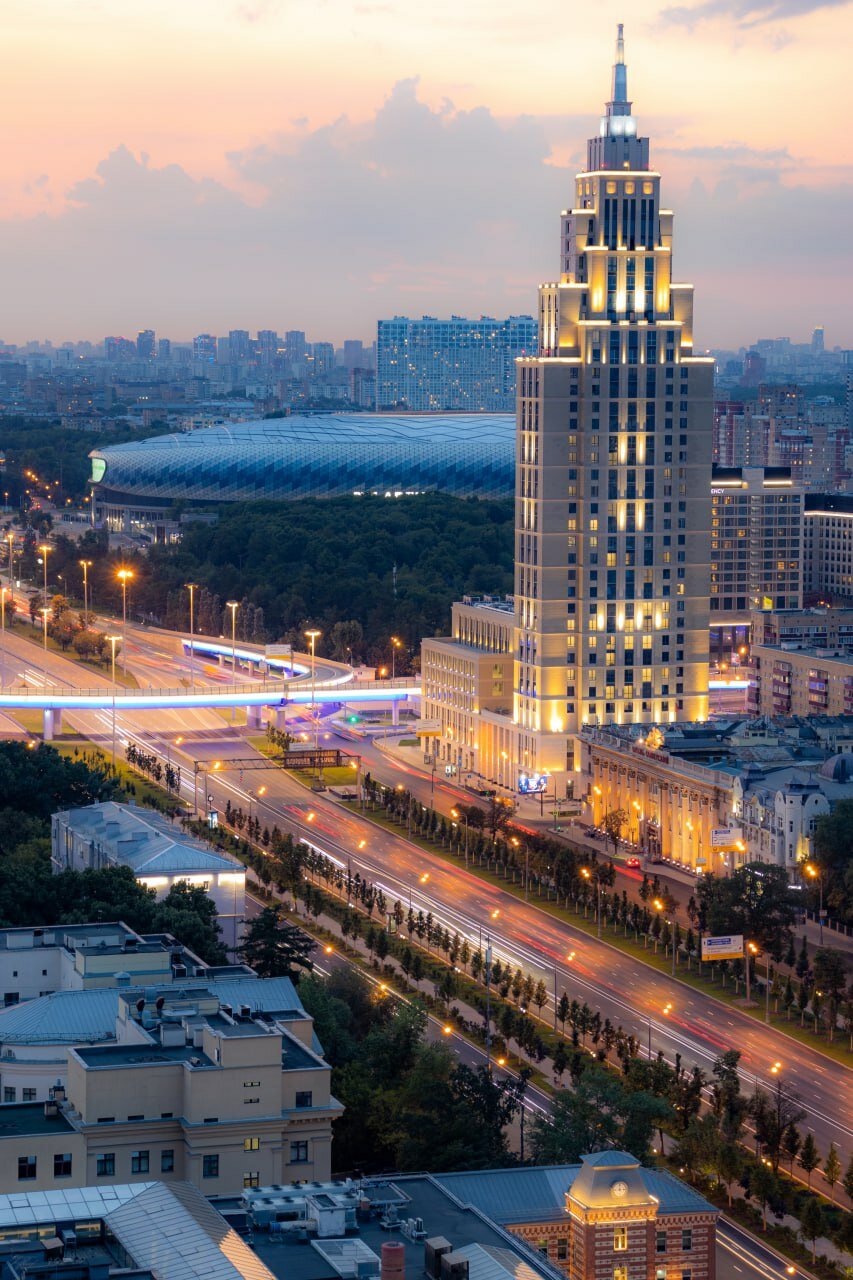 сталинская высотка рэдиссон, рэдиссон украина москва гостиница, триумф палас жк, триумф палас москва жилой комплекс, жк триумф палас москва