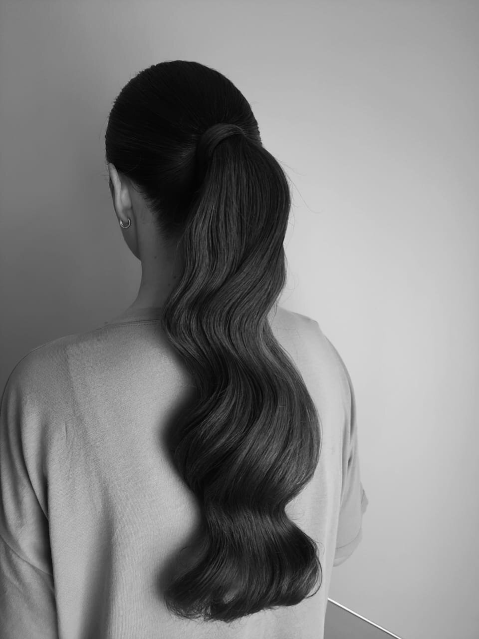 хвост ponytail, хвост прическа, прическа на длинные волосы хвост, прическа, высокий хвост прическа