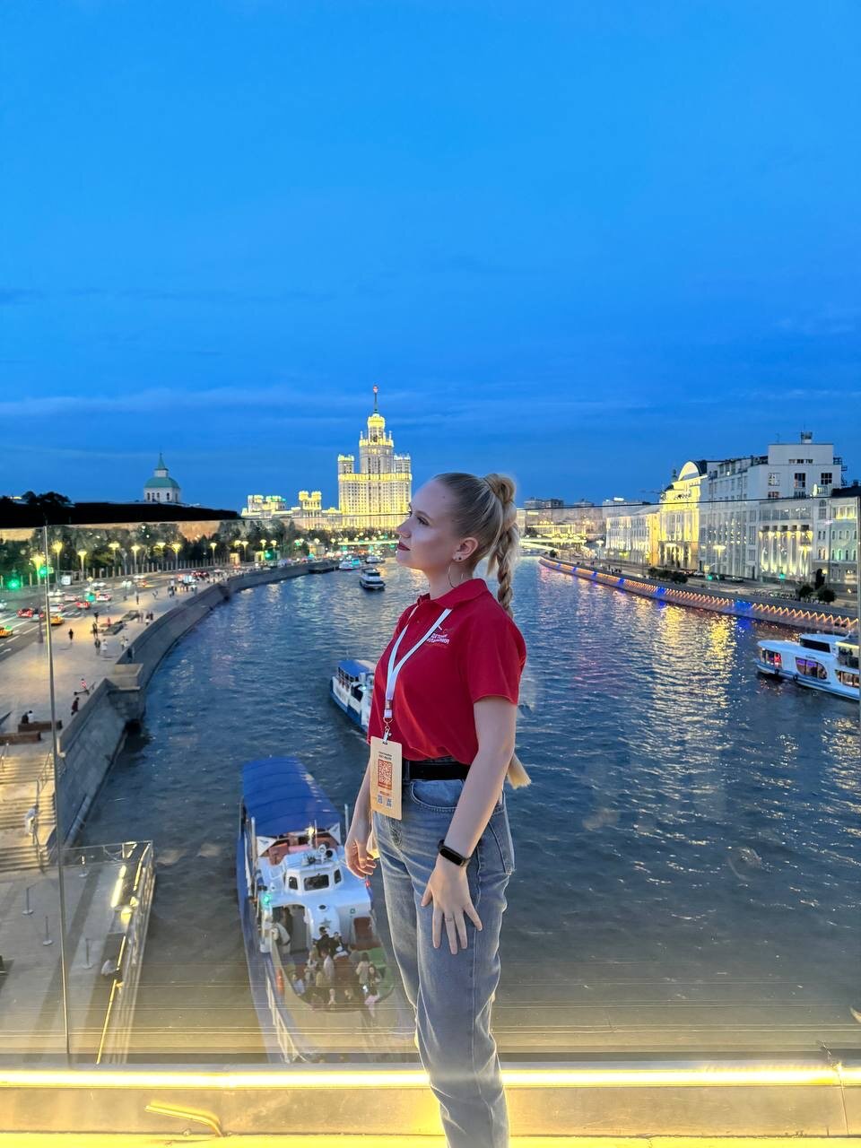 парк зарядье в москве, прогулка по москва реке, речная прогулка по москве реке воробьевы горы, прогулка по москве реке на теплоходе, парк зарядье 2022