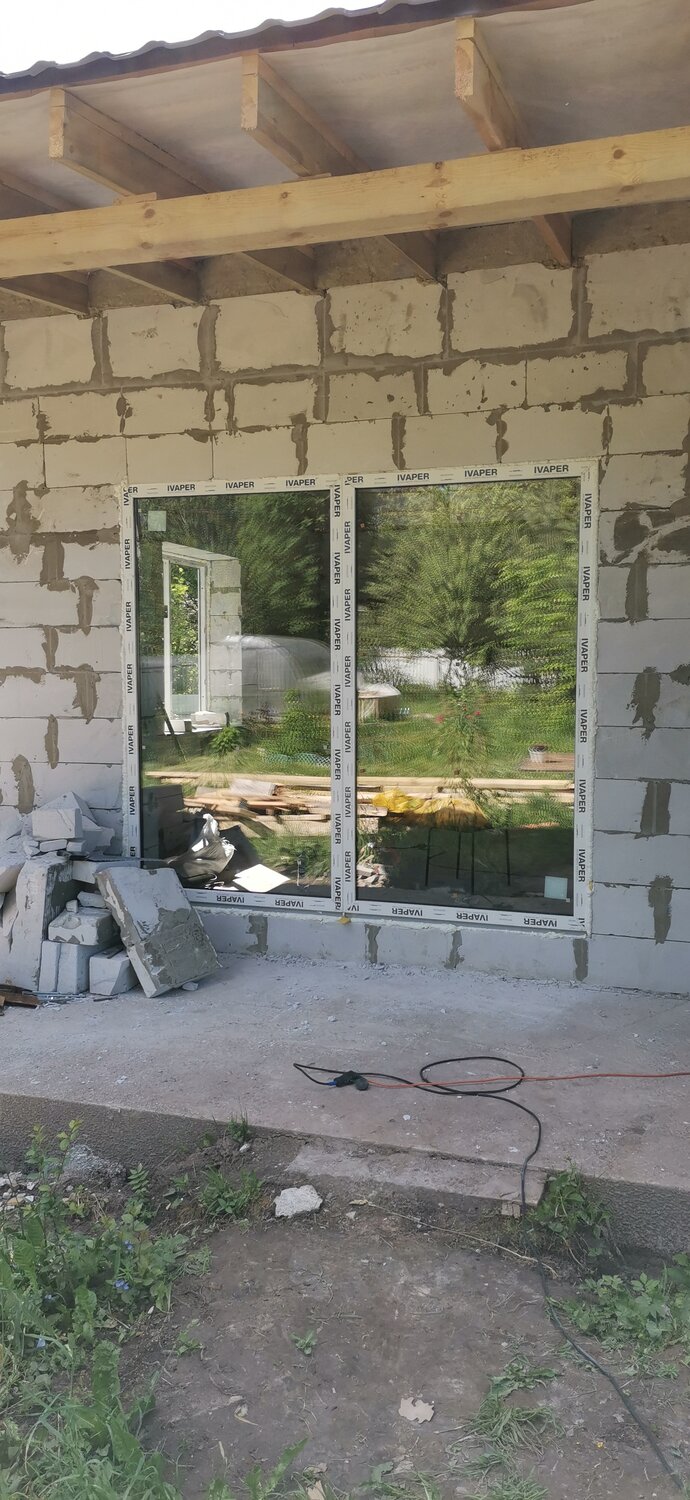 окна в доме из газобетона, окна в газобетонном доме, панорамное окно в доме из газобетона, окна в пол в доме из газобетона, большие окна в доме из газобетона