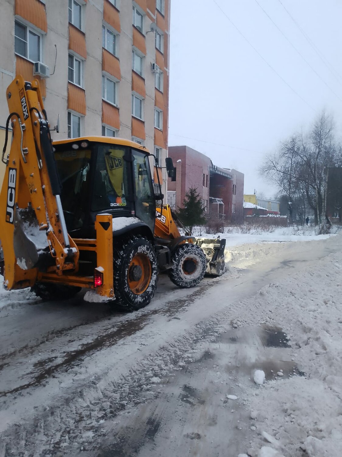 уборка снега, трактор, техника для уборки снега, спецтехника, уборочная техника