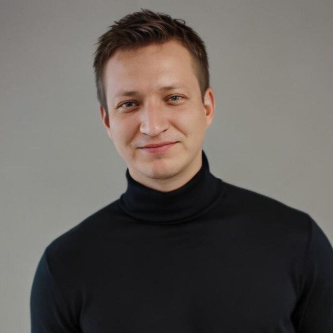 Павел Топоров