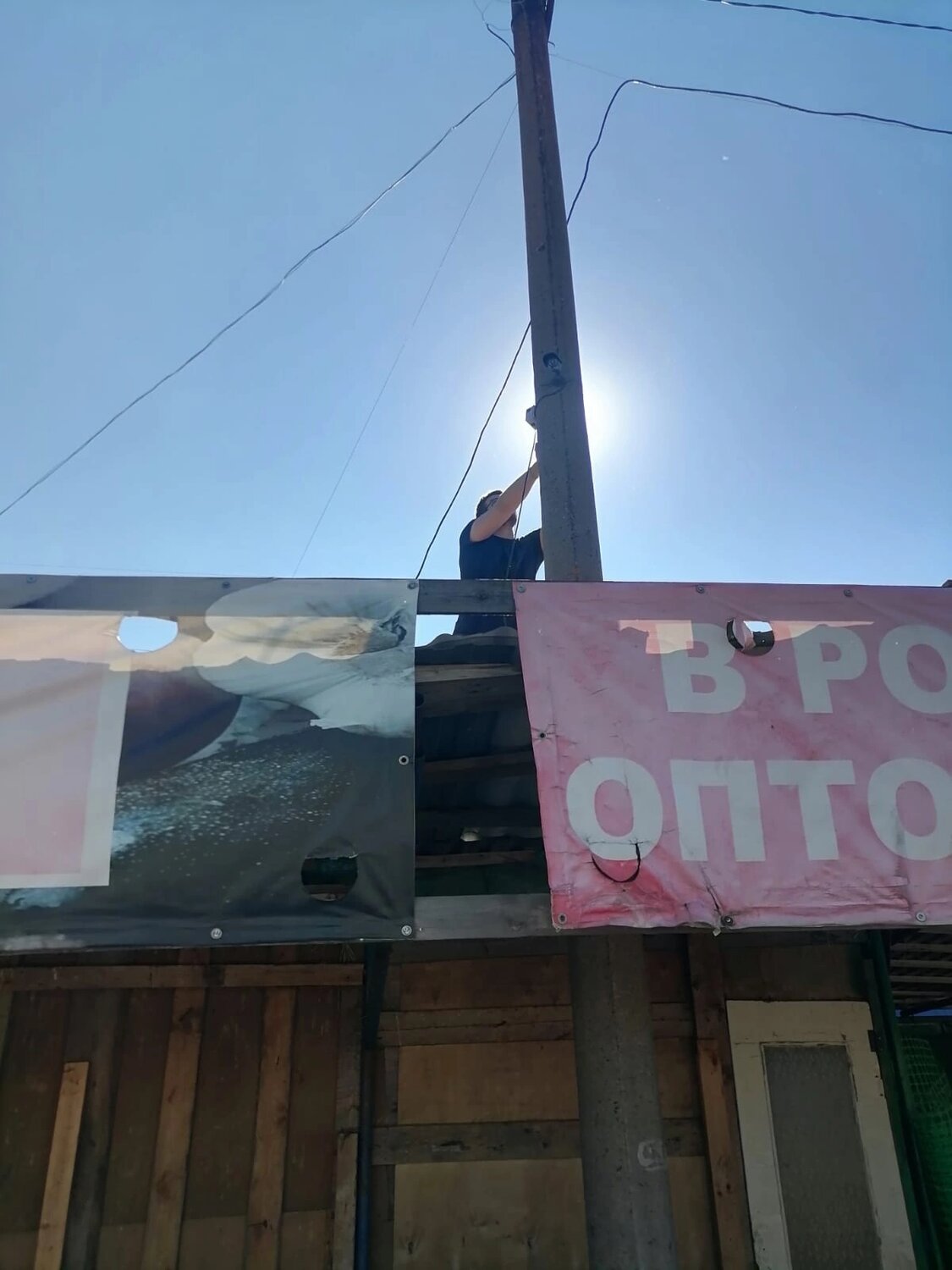 рекламные баннеры, баннера и, рекламная конструкция, наружная реклама, работа электрика