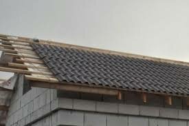 шиферная черепица teamlit, металлочерепица на крыше, крыша двухскатная металлочерепица, крыша из металлочерепицы монтаж, монтаж кровли из металлочерепицы