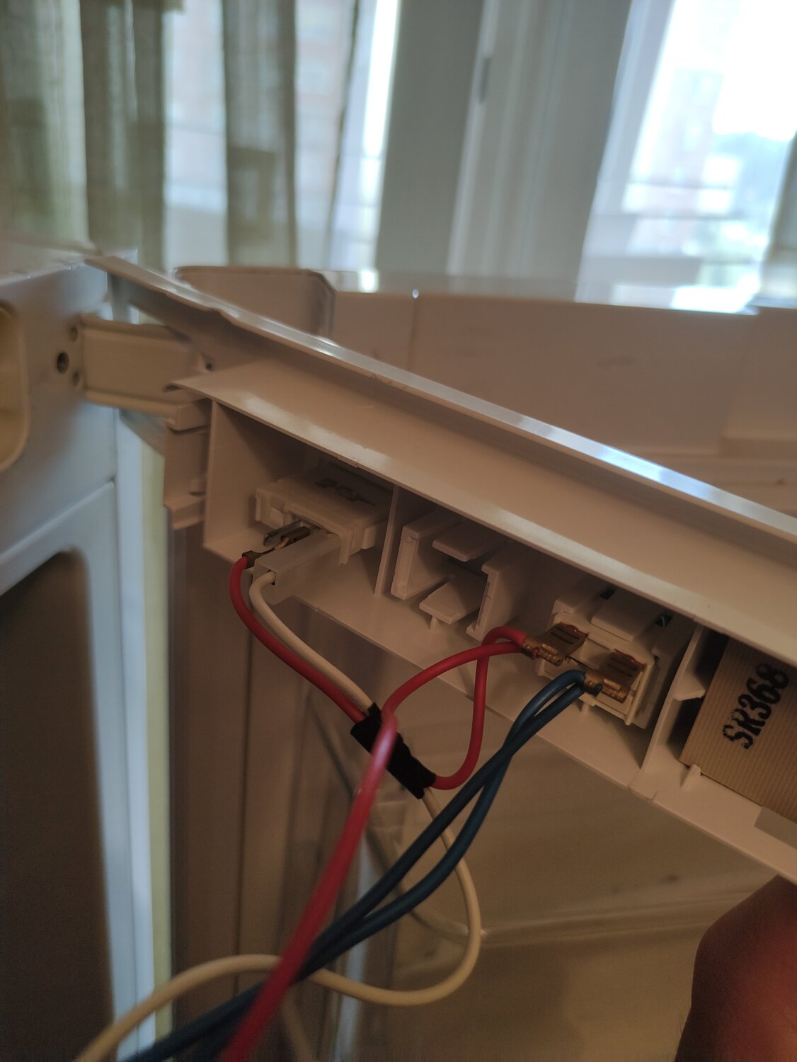 терморегулятор холодильника бирюса 131, холодильник индезит ноу фрост, терморегулятор холодильника, датчик испарителя холодильника liebherr, подключение холодильника