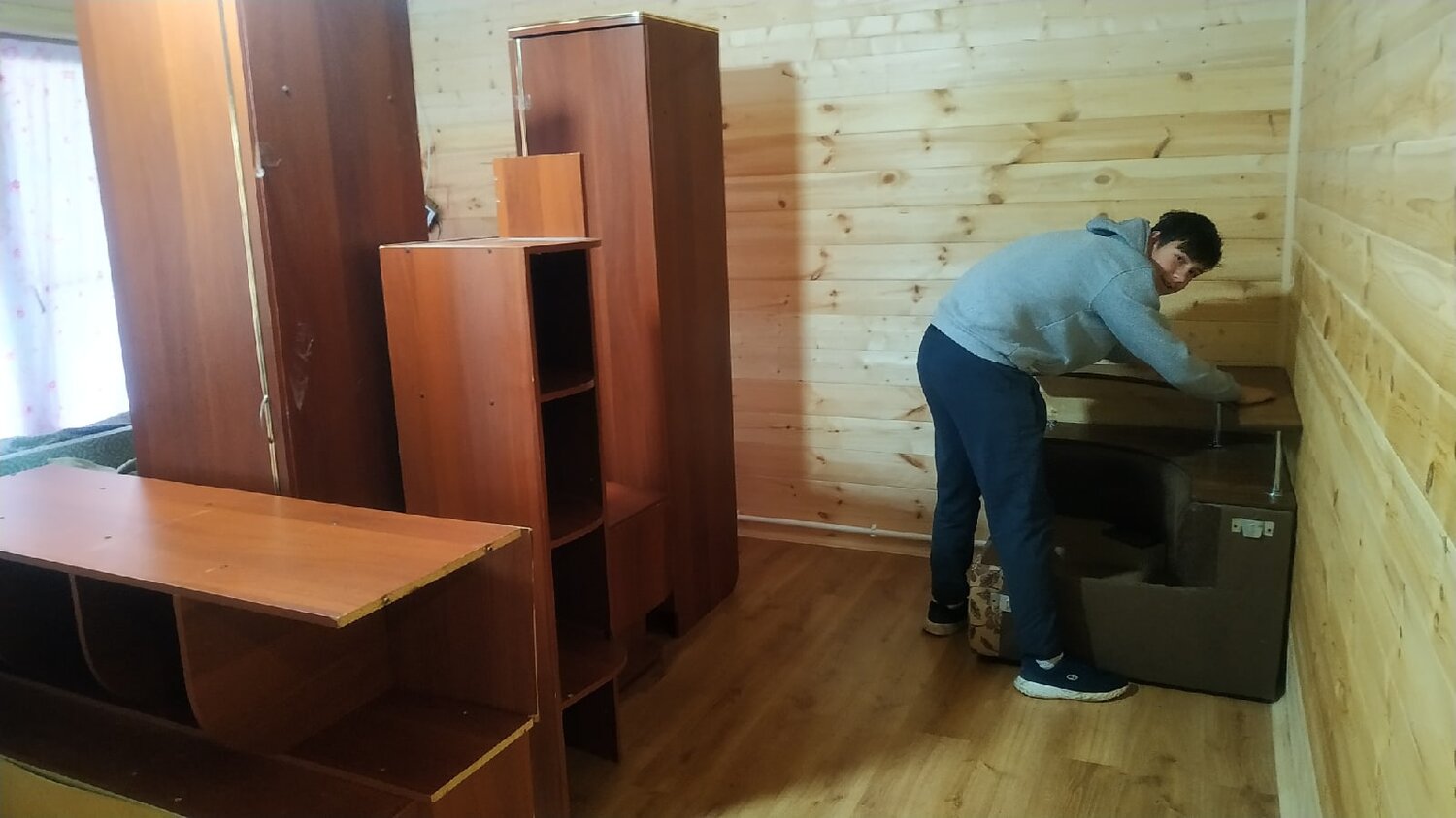сборка мебели, мебель бу, вывезу старую мебель, офисная мебель, мебели