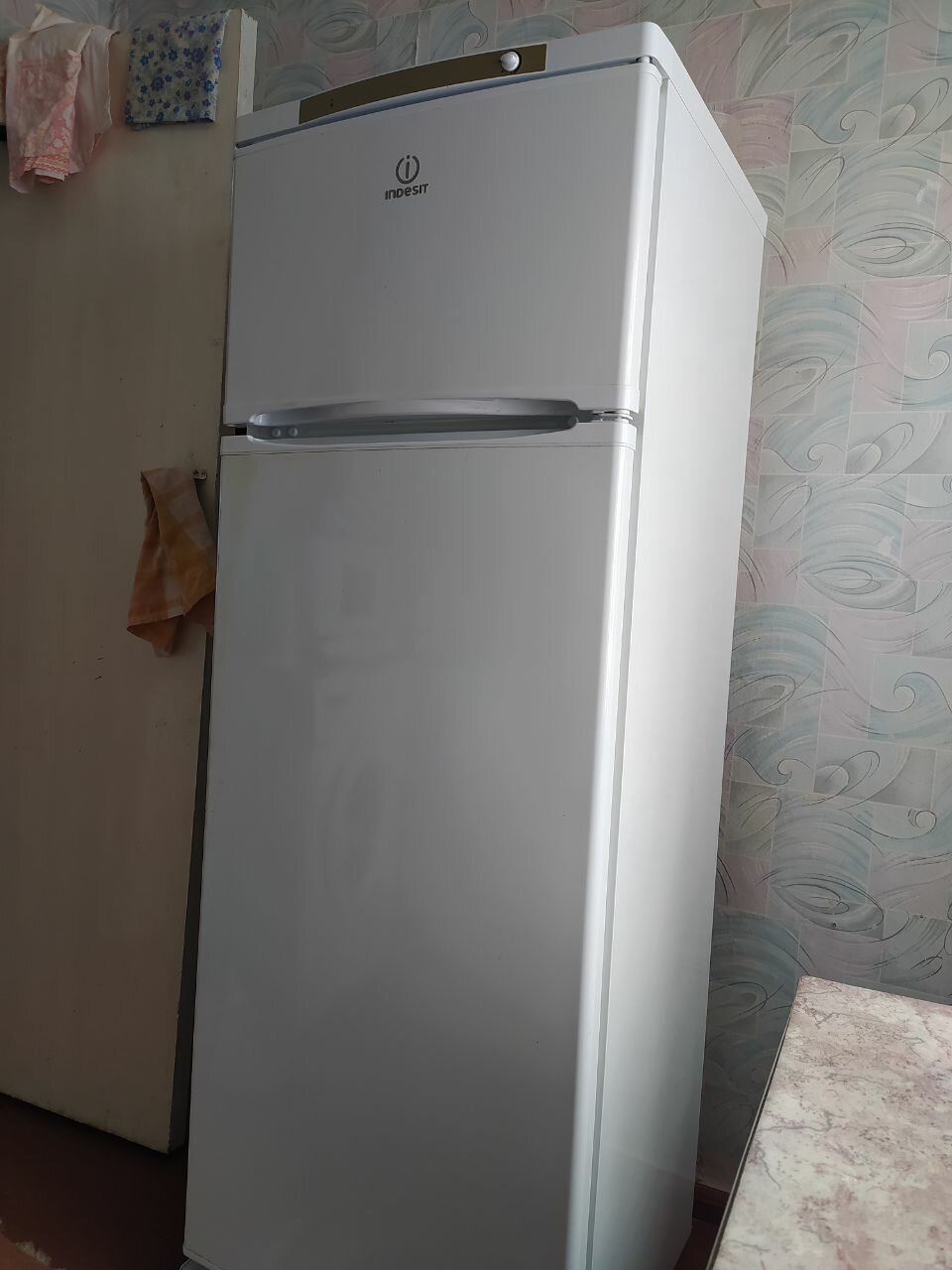 холодильник indesit, холодильники индезит, холодильник индезит двухкамерный, холодильник, холодильник бу