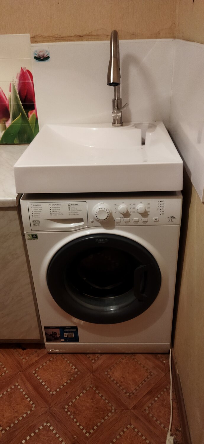 раковины над стиральной 60х60 lerua merlin, cтиральная машина под раковину indesit iwub 4105, стиральная машинка с раковиной, раковина над стиральной машиной, умывальник над стиральной машиной