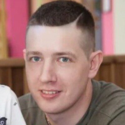 Артем Якжин