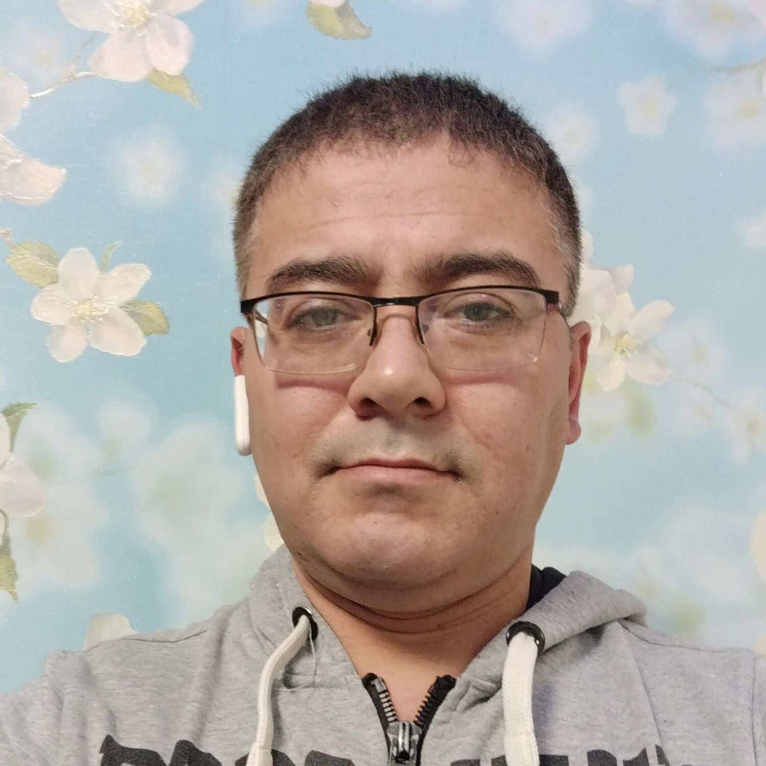 Акмал Баротов