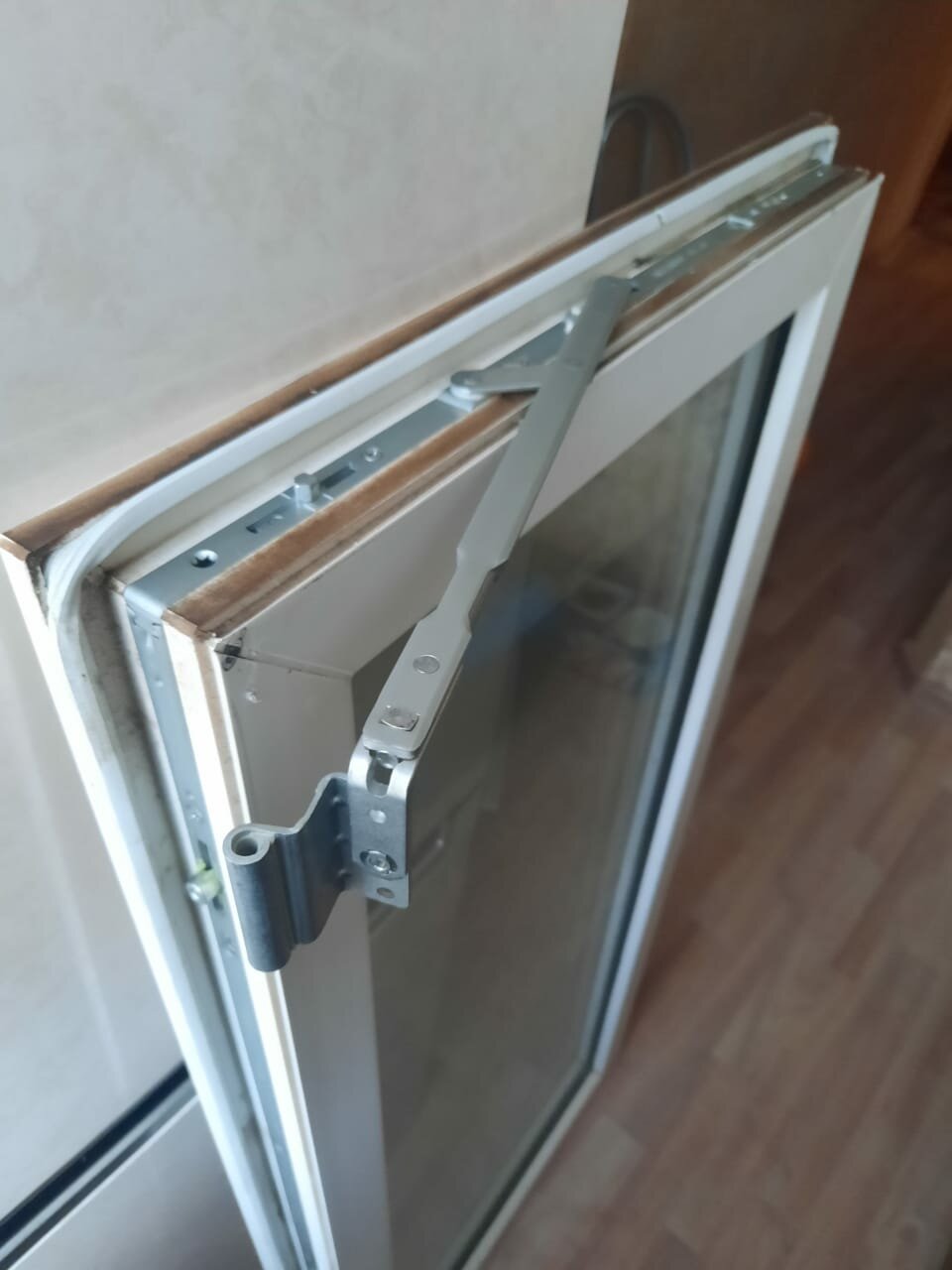 окно пвх двустворчатое 120х120 см глухое/поворотно-откидное правое, оконная фурнитура roto nx, механизм для пластиковых окон, окно, фурнитура