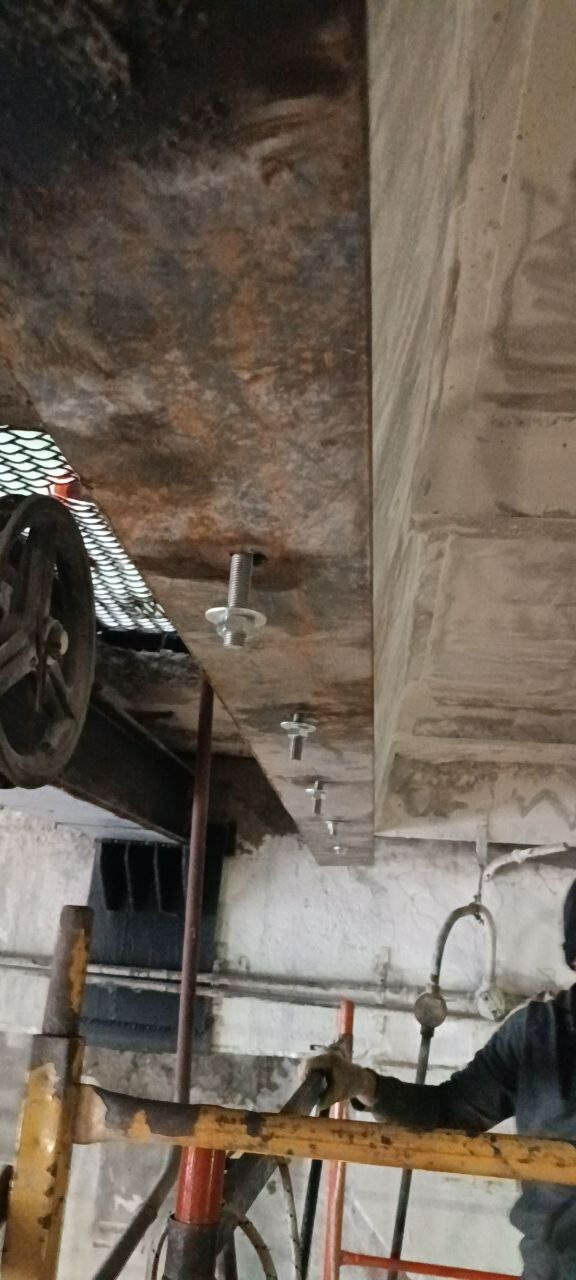 крепление балки, крепление балки двутавра к бетонной стене, усиление швеллера, усиление перекрытий, усиление плит перекрытия