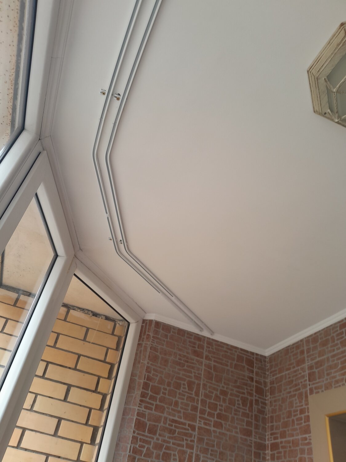 эркерный карниз legrand 135 град, карниз симпл эркер, карниз для эркера, карниз для эркерного окна, карниз симпл двухрядный эркер