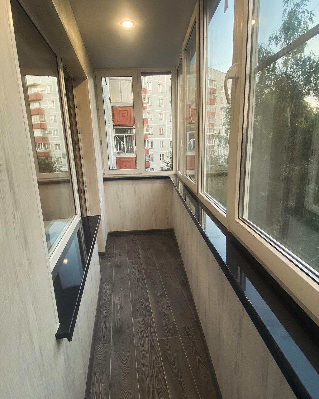 отделка балкона, отделка балкона ламинатом, отделка балконов и лоджий, балкон лоджия, внутренняя отделка балкона