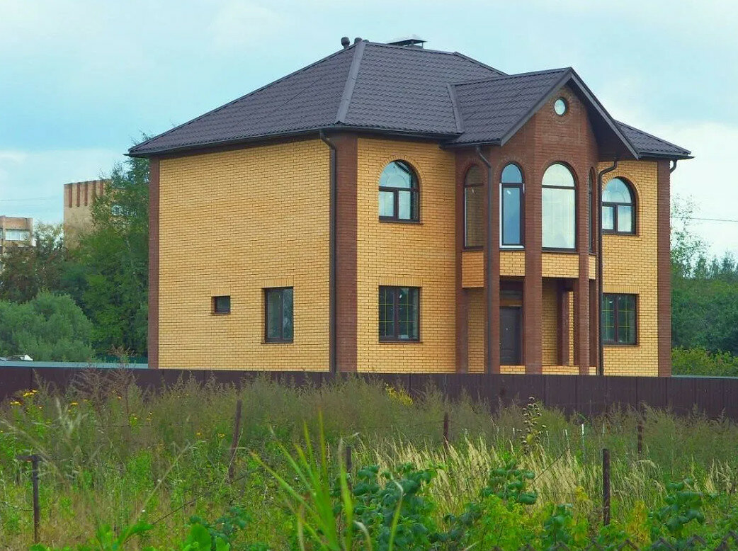 Строительство домов из кирпича