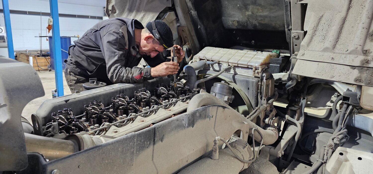 двигатель камаз 5490, ом 457 la двигатель mercedes, моторист камаз, регулировка клапанов мерседес актрос ом 501, регулировка клапанов камаз 5490