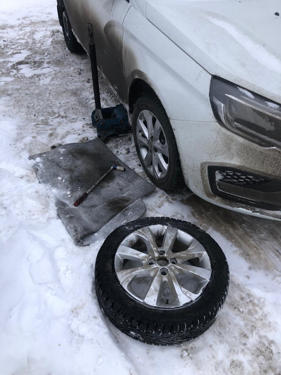 lada vesta sw cross, лада вест, диски лада веста, лада веста lada, зимние шины