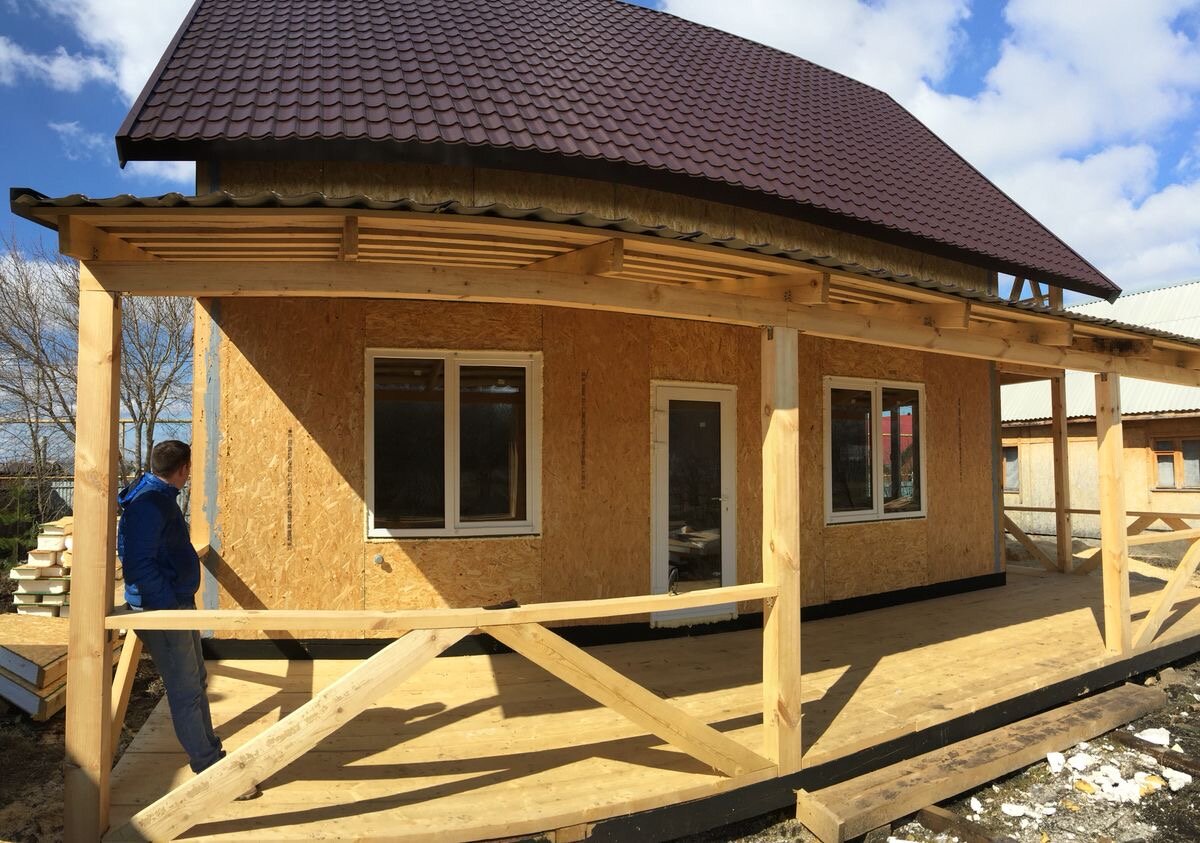 дачный дом обшитый осп, дом каркасно щитовой, строительство дома из сип панелей, дома из сип панелей, дом из сип панелей