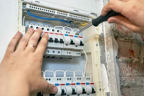 распределительный электрощит щит электрический, сборка электрического щитка, монтаж электрического щитка, сборка электрощитка, сборка электрощита
