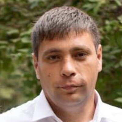 Юрий Резвов