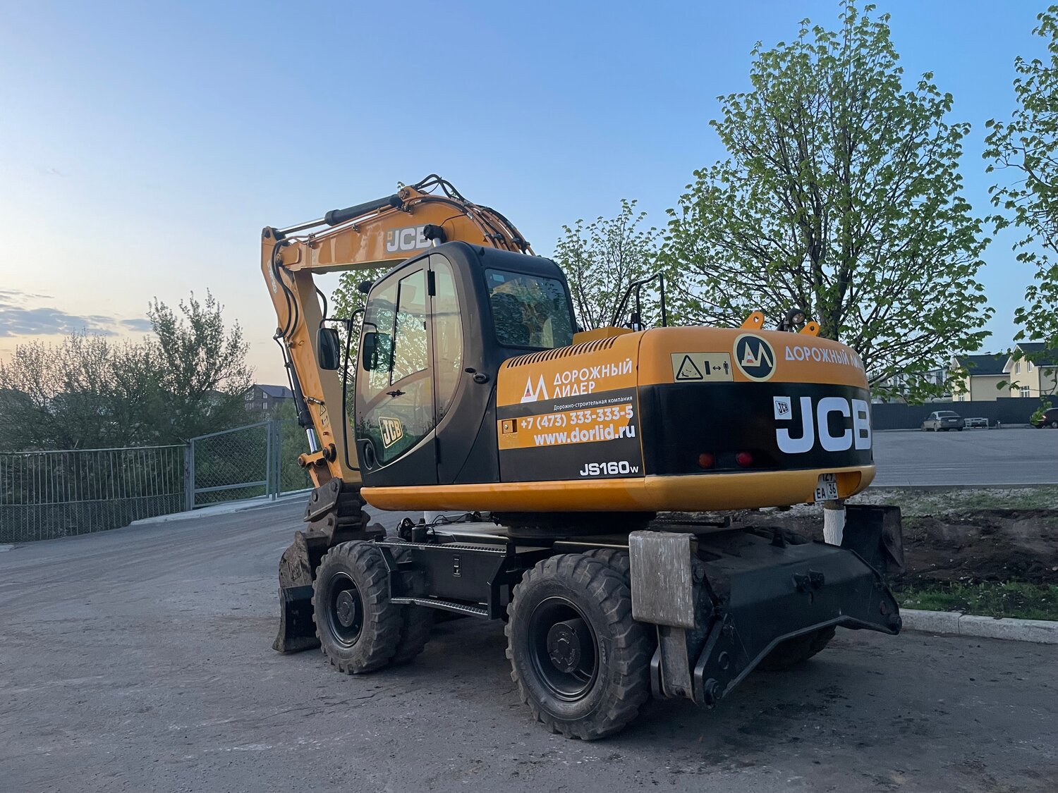 колесный экскаватор jcb js160w, экскаватор колесный полноповоротный, колесный экскаватор jcb, экскаватор колесный, экскаватор jcb js 160 w
