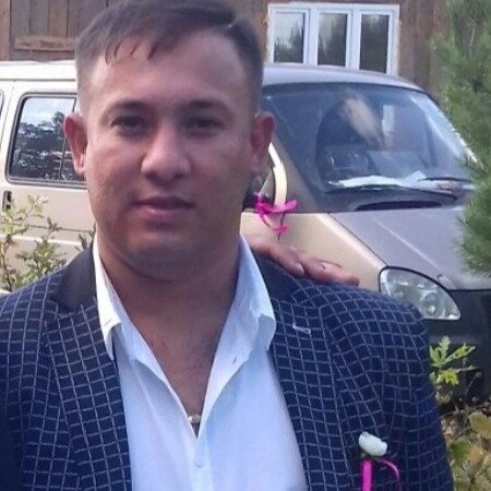 Юрий Леонтьевич Л.