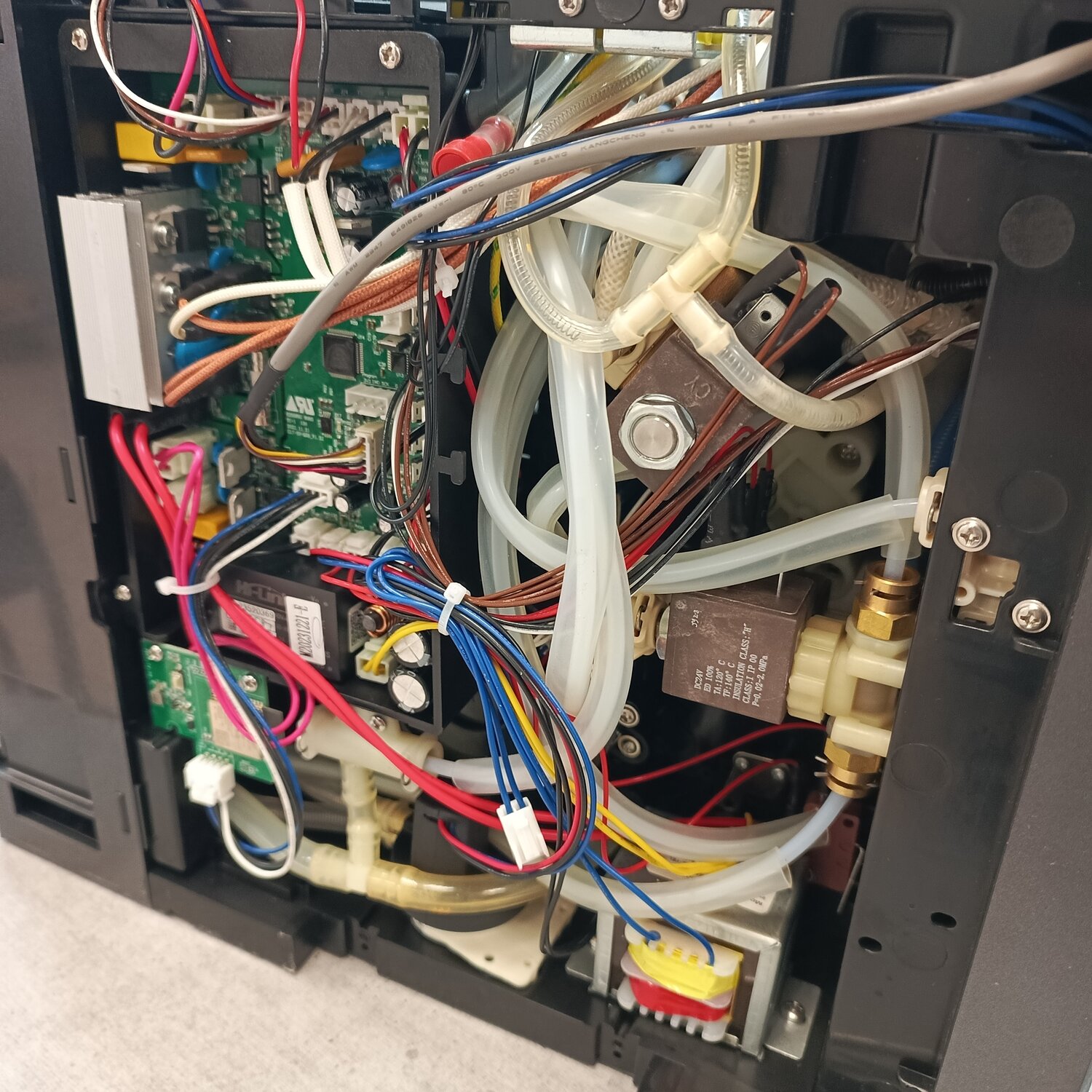 кофемашина автоматическая, delonghi esam 6600, кофемашина саеко, кофемашина bosch benvenuto, ремонт кофемашин