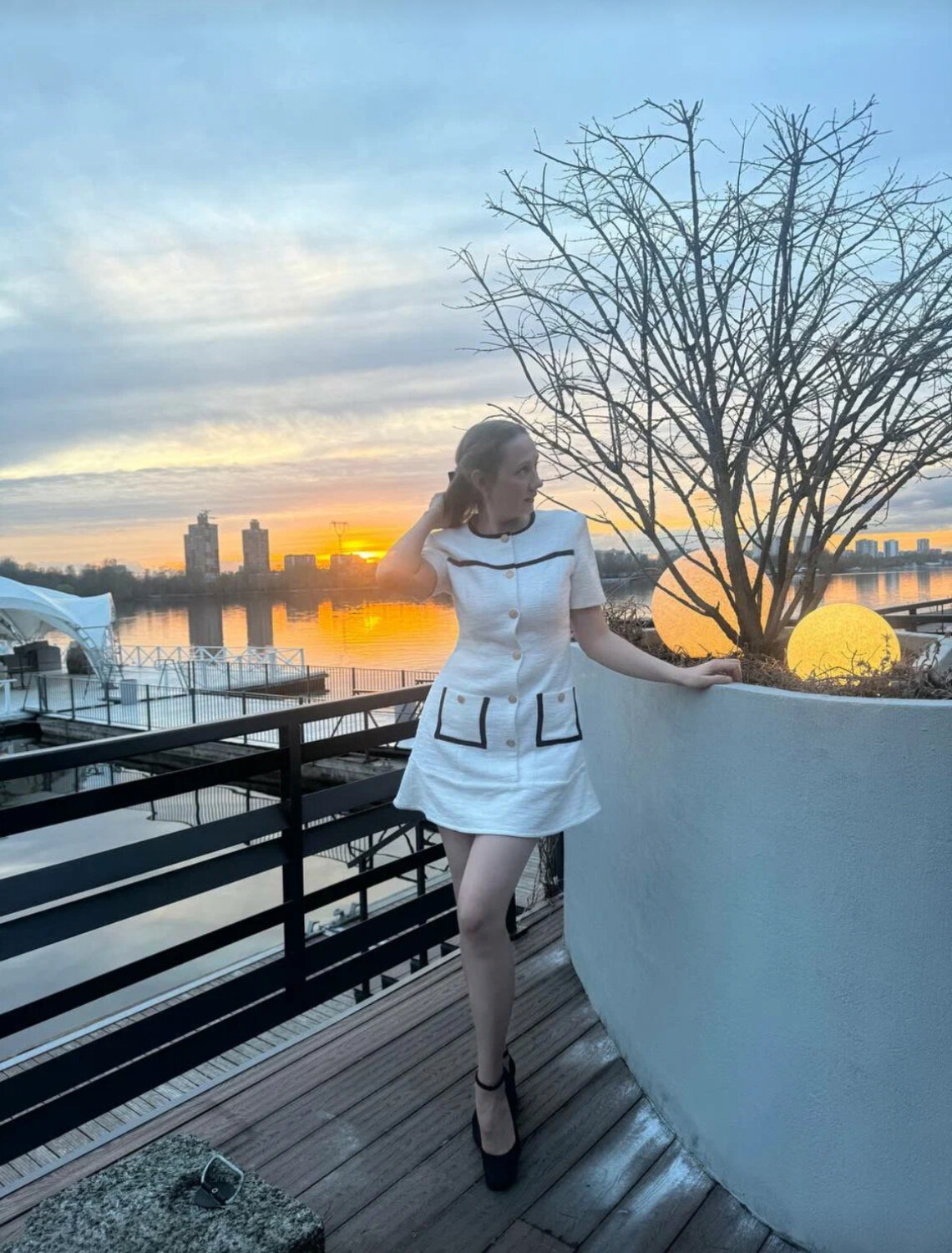 женские костюмы с юбкой, костюм с юбкой, стильные костюмы, стильные наряды, костюм платье