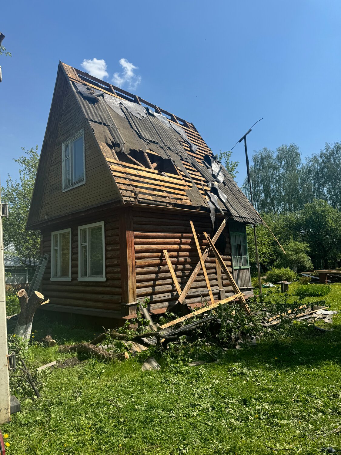 деревянные дом, частного дома, старый дачный дом, старый дачный домик, дома в деревне