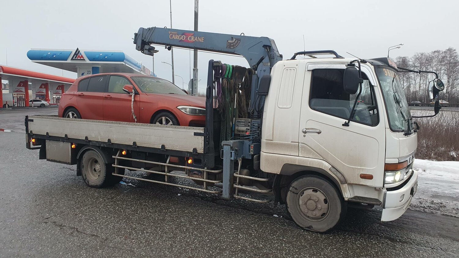 эвакуатор с манипулятором, хино манипулятор, манипулятор 5 тонн, эвакуатор, манипулятор