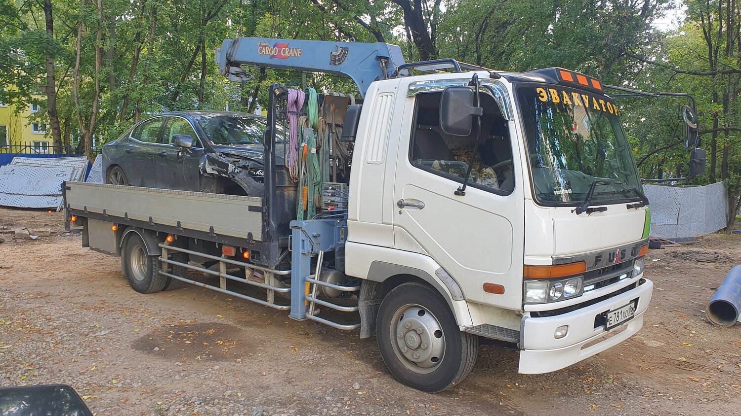 манипулятор 5 тонн, манипулятор хино, эвакуатор с манипулятором, услуги манипулятора, манипулятор