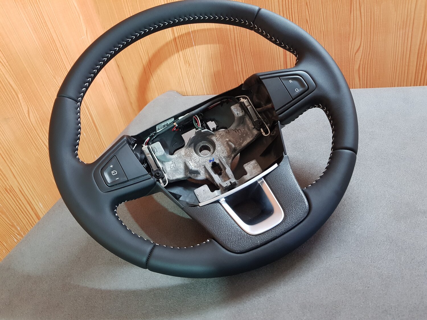 Перетяжка руля автомобиля