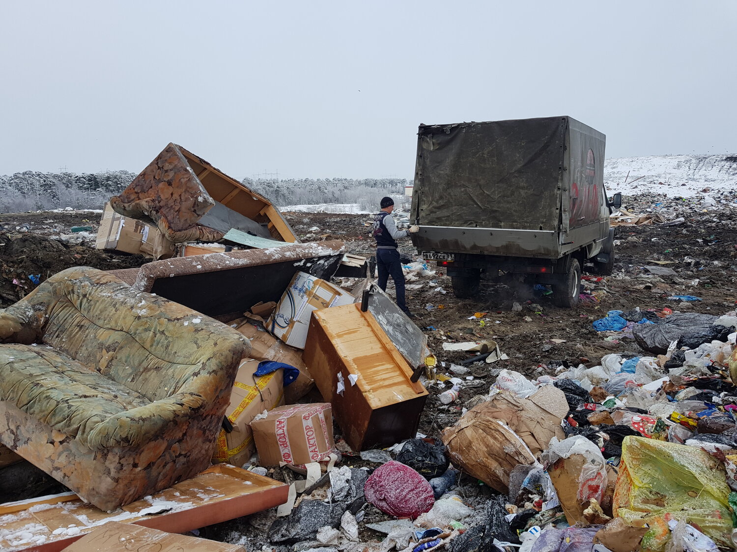 Вывоз бытового мусора