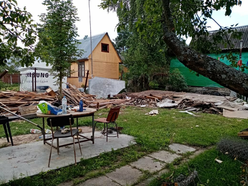 деревянный дом, загородный дом, дача, участок, дачная