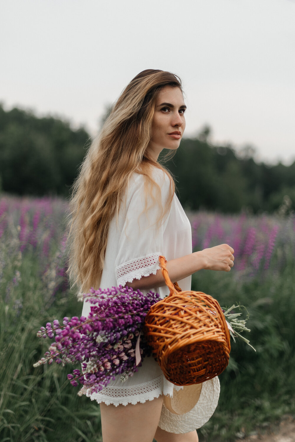 девушка, девушка с корзинкой лаванды, фотосессия, девушки, человек