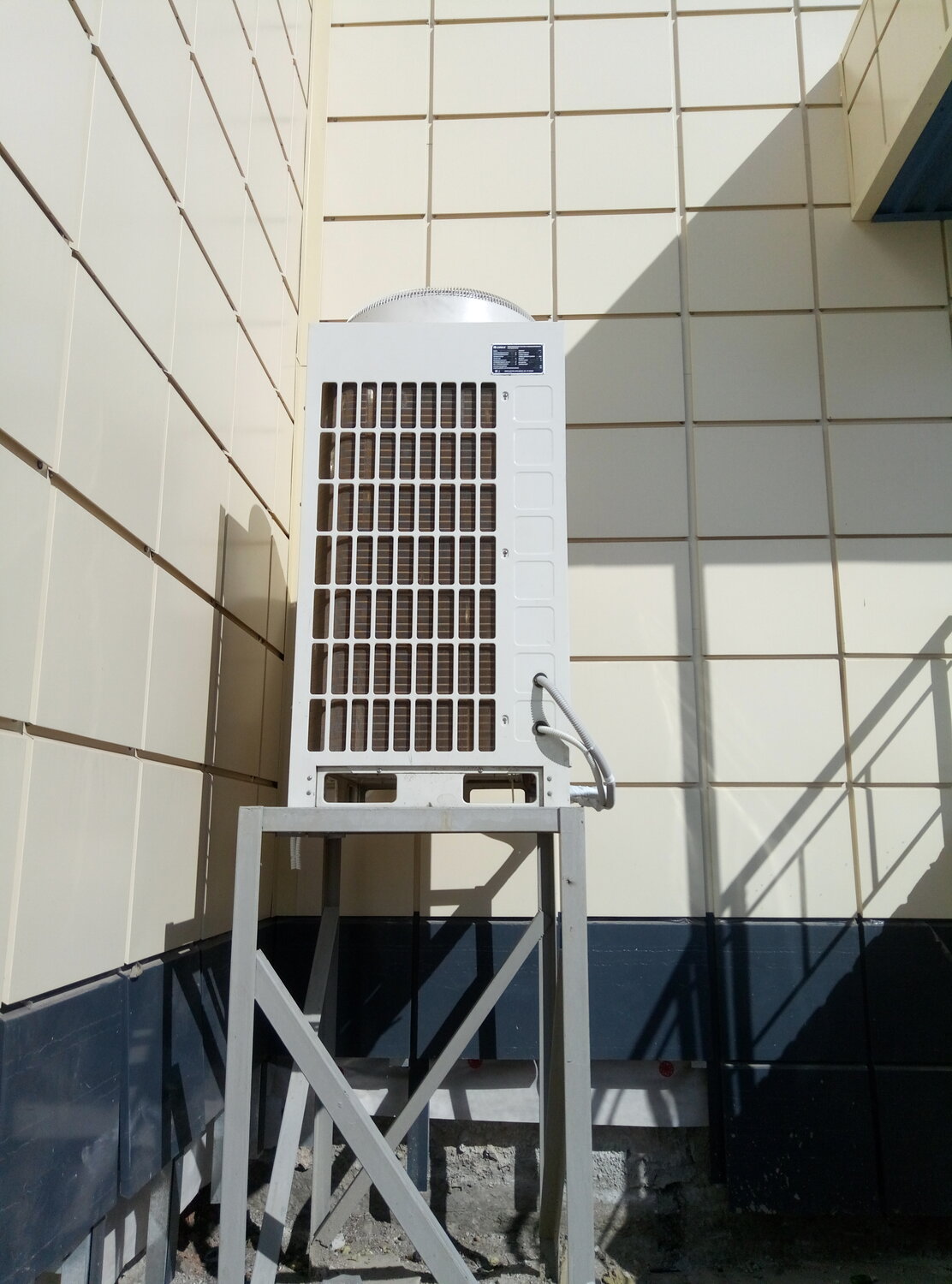 кондиционер, наружный блок mitsubishi electric puhy-p300yjm-a, наружный блок кондиционер 1900х900, мультизональные vrv и vrf системы, наружный блок кондиционера лессар
