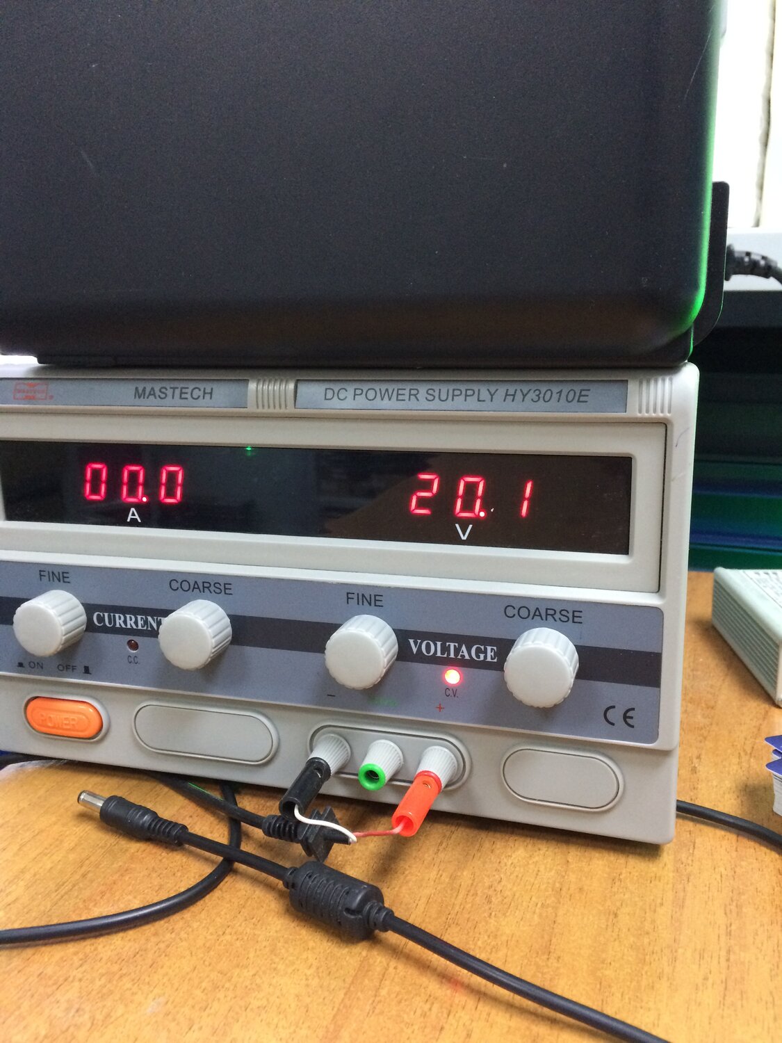 mastech hy3020, блок питания mastech hy3020, источник питания mastech hy3020 линейный, блок питания лабораторный mastech hy3010, mastech hy5020e