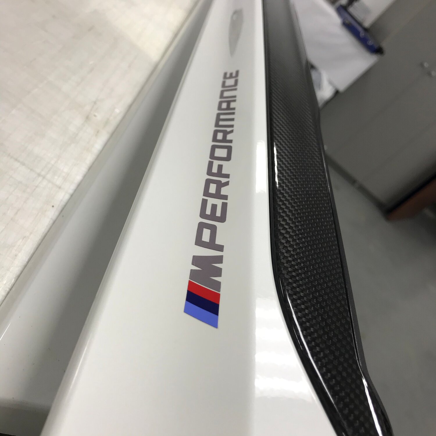 беговые лыжи karhu металлическим кантом, наклейка m performance bmw, лыжи беговые tisa top skate, m performance пороги е90, carbon
