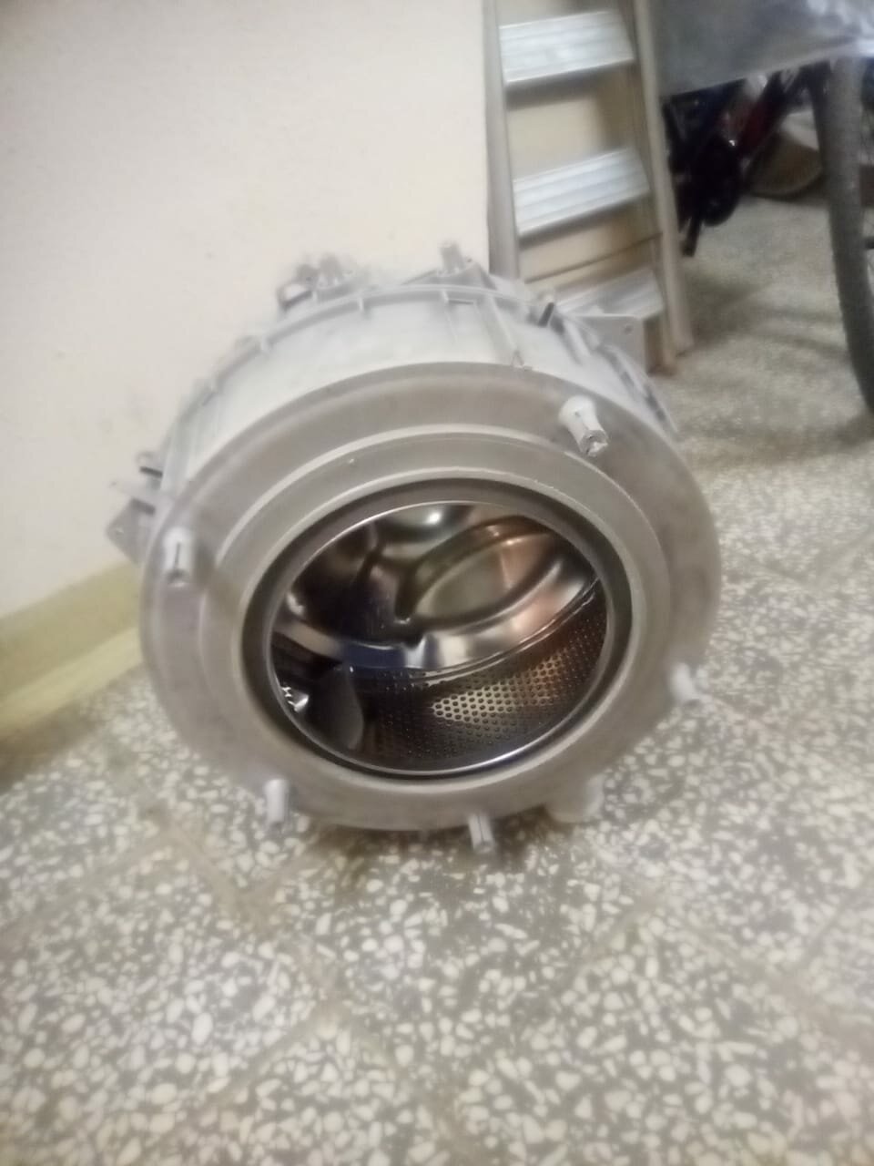 бак стиральной машины электролюкс, бак стиральной машины electrolux, бак стиральной машины aeg l56006sl, бак в сборе с барабаном для стиральной машины zanussi, бак стиральной машины electrolux ewg12740w