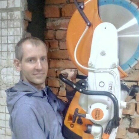 Евгений Мельников
