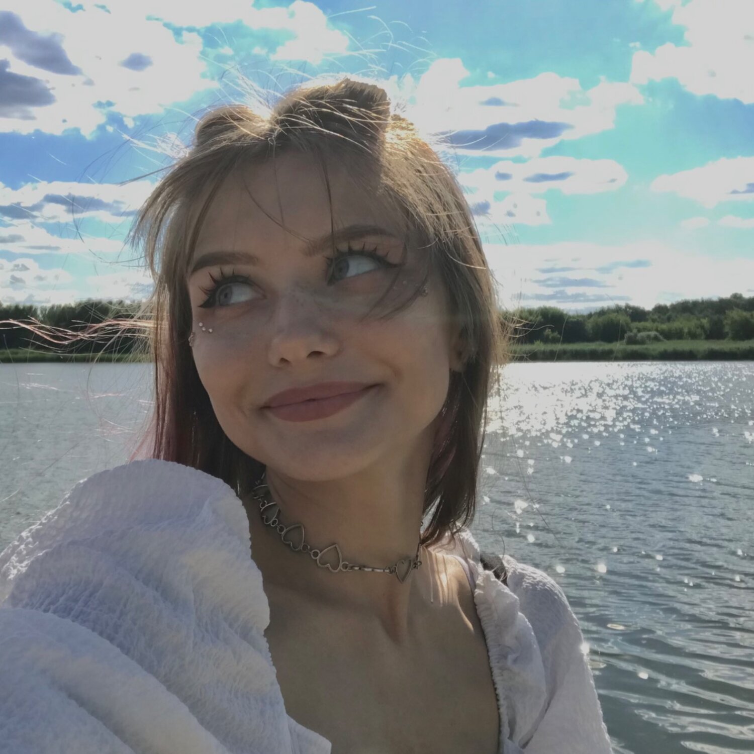 Лена Б.
