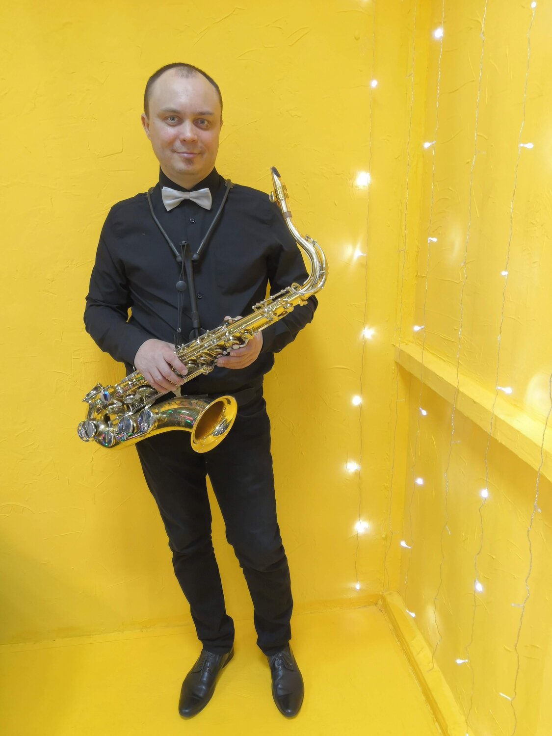 саксофонист, мужчина, музыка саксофон, саксофон, игра на саксофоне