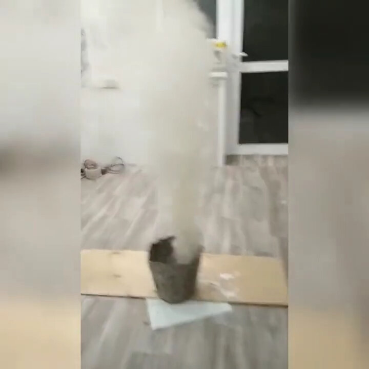 с дымом, дым дымом, азот взрыв, прорыв трубы, взрыв гремучей смеси