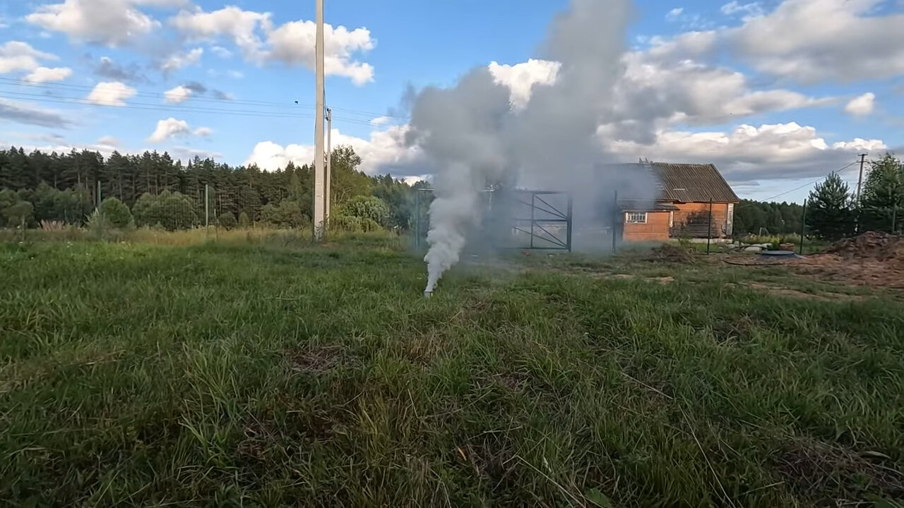 дым, деревня глубокое, пожар в грязовецком районе вчера, пожары, гридино карелия пожар
