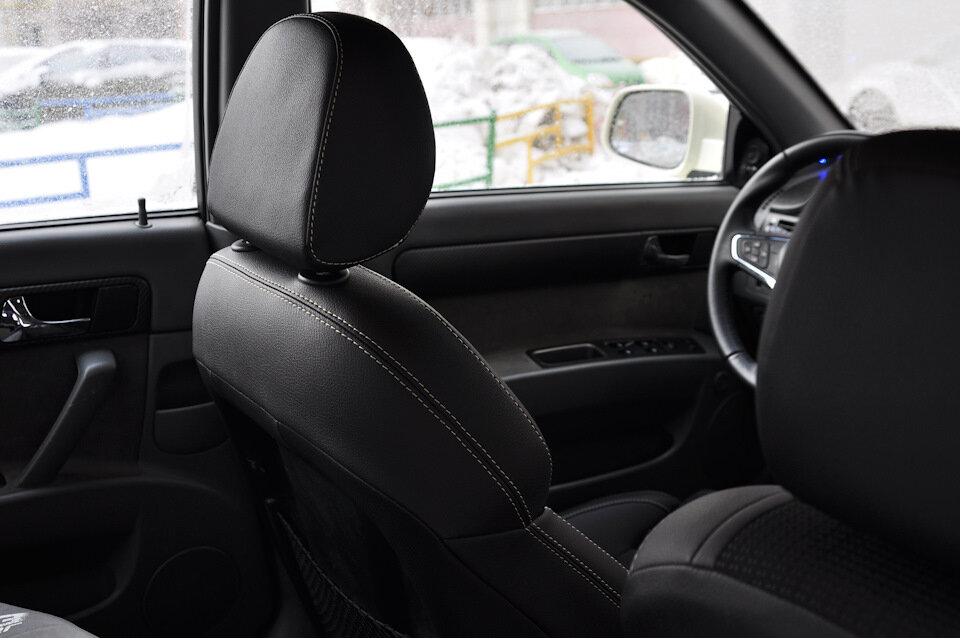 Перетяжка салона автомобиля